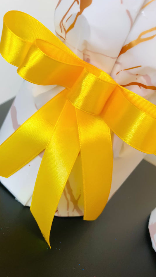 Elegant Money Rose Gift Arrangement 🌹💐